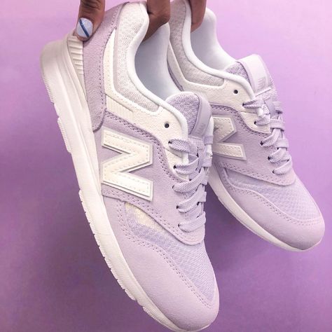 New Balance Shoes Purple, Purple New Balance, Athleisure Inspo, Fitness Lifestyle Photography, Purple Tennis Shoes, Fitness Aesthetics, Sneakers Purple, Stephanie Brown, Purple Sneakers