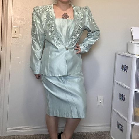 Vintage Karen Miller turquoise skirt suit with tank... - Depop Karen Miller, Turquoise Skirt, Skirt Leather, Casual Skirts, Sweatshirt Shirt, Dress With Sneakers, Blue Suit, Dress Suits, Skirt Suit