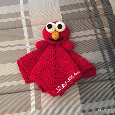 Elmo Amigurumi Lovey Blanket Crochet Elmo Crochet, Lovey Blanket Crochet, Amigurumi Lovey, Crochet Puppets, Random Crochet, Security Blanket Crochet Pattern, Crochet Lovey Free Pattern, Baby Elmo, Lovey Pattern