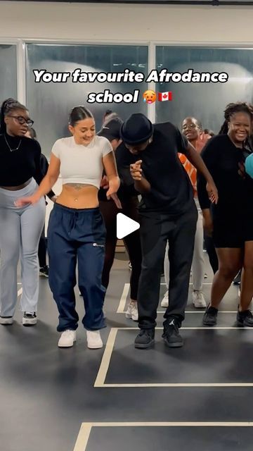 Beginner Dance Moves, Street Dance Moves, Wedding Dances, Dance Class Outfit, Black Dancers, Afro Dance, Europe Tour, African Dance, Dance Sing