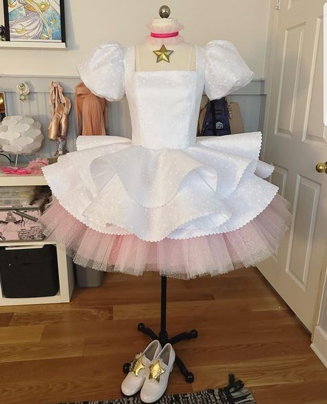 Ballerina Clothing Aesthetic, Pink Magical Girl Outfit, Magical Girls Outfit, Magical Girl Aesthetic Outfit, Magic Girl Outfit, Magical Girl Outfit Ideas, Magical Girl Outfit, Magic Clothes, Sakura Cosplay