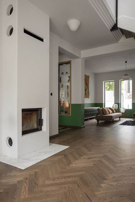 Unusual House, Loft Penthouse, Loft Interior Design, Small Dining Area, Mosaic Bathroom, Midcentury Home, Bauhaus Art, The Bauhaus, Bauhaus Style