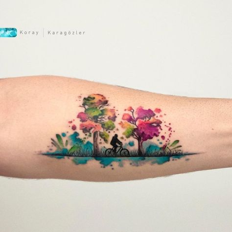 best watercolor tattoos Koray Karagözler Watercolor Tattoo Artists, Skin Color Tattoos, Colour Tattoo For Women, Kunst Tattoos, Watercolor Tattoos, Harry Potter Tattoos, E Tattoo, Diy Tattoo, Wolf Tattoos