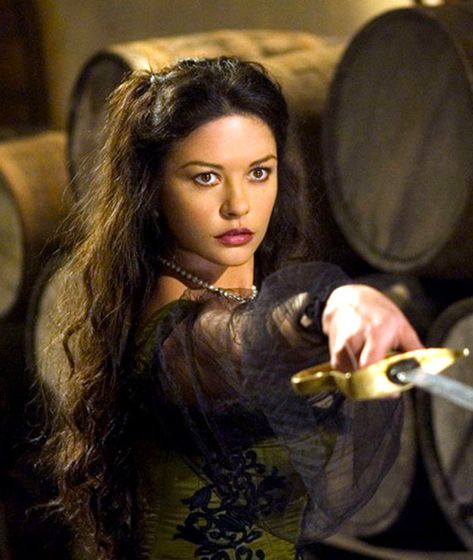 Zorro Movie, Mask Of Zorro, The Mask Of Zorro, Couples Kiss, Zeta Jones, Spanish Woman, From Movie, Catherine Zeta Jones, The Mask