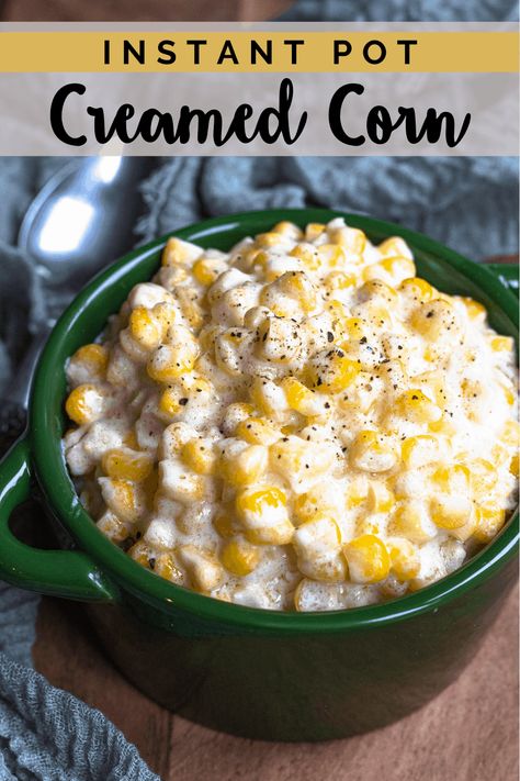 Homemade Creamed Corn in the Instant Pot is about to make your weeknight dinners so much easier and delicious. With a 3 minute cook time, you'll have a family favorite side on the table in no time! Falafel Vegan, Fall Yummies, Homemade Cream Corn, Slow Cooker Creamed Corn, Cream Cheese Corn, Corn Side Dish, Creamed Corn Recipes, Cream Corn, Stove Top Recipes