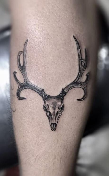 30+ Deer Skull Tattoo Designs, Ideas, and Meanings | PetPress Dear Tattoo Design For Men, Antler Tattoo Men, Simple Hunting Tattoos, Elk Tattoo Men, Platinum Aesthetic, Deer Head Skull Tattoo, Mule Deer Tattoo, Elk Skull Tattoo Design, Simple Deer Skull Tattoo