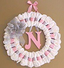 Diaper Wreath Tutorial, Baby Shower Wreath, Diaper Wreath, Diaper Gifts, Wall Letter, Baby Wreath, Boy Baby Shower Ideas, Baby Shower Crafts