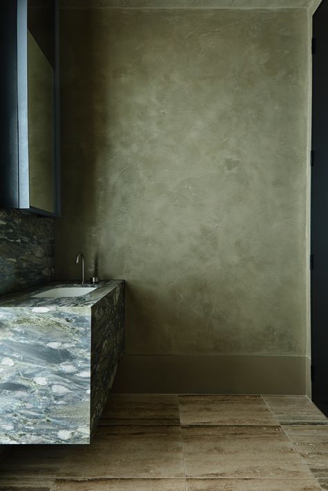 Venetian Plaster by Bishop Master Finishes - Product Feature - The Local Project - The Local Project Flack Studio, Venetian Plaster Walls, Polished Plaster, Scandinavian Bathroom, Minimalist Kitchen Design, Venetian Plaster, Remodel Bedroom, Retro Home Decor, Retro Home