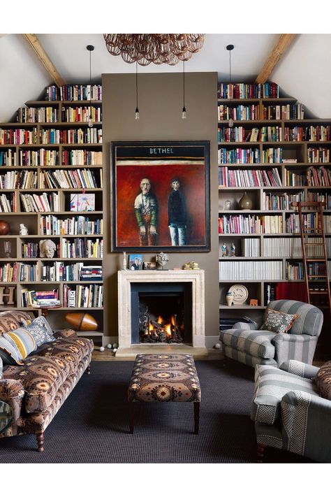 Bookshelf Ideas Living Room, Modern Victorian Interiors, Floor To Ceiling Bookshelves, Victorian Interior, Design Salon, Modern Victorian, Home Libraries, Living Room Bookcase, Inviting Home