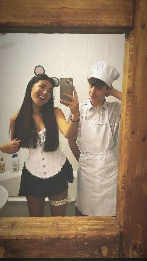 Ratitoue Costume, Ratatoullie Couples Costume, Rattatouie Couple Costume, Remy And Linguine Costume, Linguine Ratatouille, Chef And Ratatouille Costume, Ratatouille Couple Costume, Ratatouille Costume, Disfarces Halloween