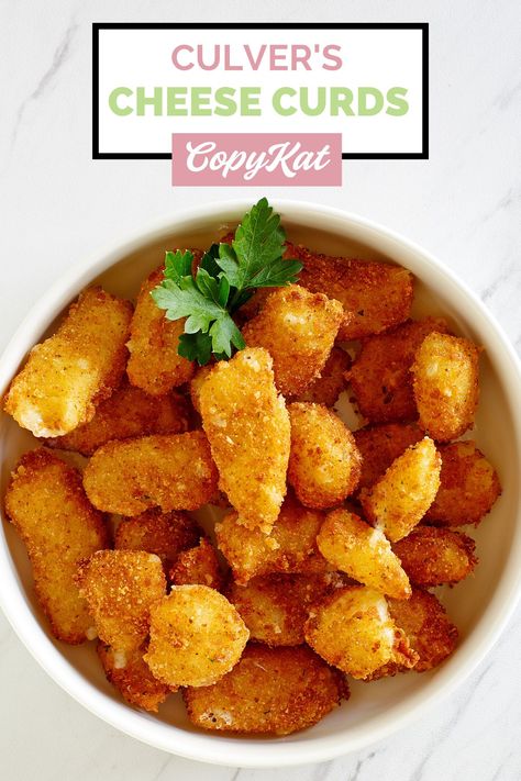 Find out how to make Culver's Fried Cheese Curds at home with this easy copycat recipe. No batter needed for this simple recipe. Cheese curds are breaded with flour, egg, and breadcrumbs and deep fried. These homemade fried cheese curds are crunchy and have great flavor. Culvers Cheese Curds, Fried Cheese Curds Recipe, Cheese Curds Recipe, Grilled Chicken Sandwich Recipes, Fried Cheese Curds, Butter Burgers, No Beer, Fried Cheese, Batter Recipe