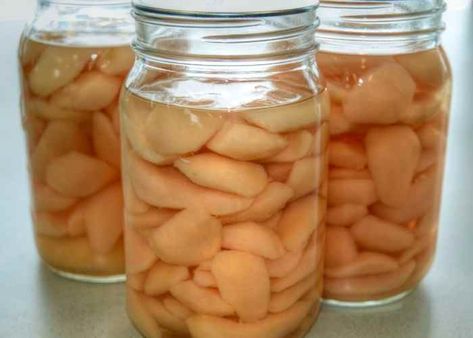 Preserve Pears, Red Hot Candy, Cinnamon Pears, Pear Dessert Recipes, Canning Pears, Red Hots Candy, Cinnamon Red, Hot Candy, Canned Pears