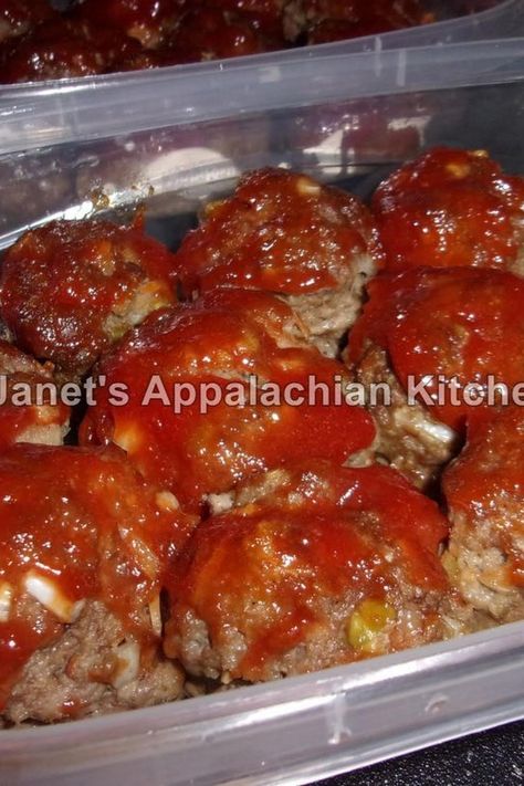 Meatloaf Meatballs Appalachian Kitchen, Meatloaf Meatballs, Traditional Meatloaf, Ball Recipes, Classic Meatloaf, Ground Chicken Recipes, Winter Dinner Recipes, Loaf Recipes, Daily Recipes