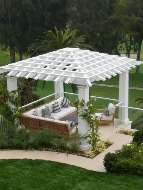 Pergola over a cozy spot Backyard Canopy, Real Estat, Gazebo Pergola, Patio Gazebo, Pergola Designs, Outdoor Pergola, Garden Structures, Outdoor Rooms, Outdoor Projects