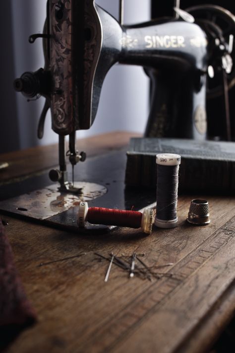 LIAM RIVERS Showroom Sewing Machine Photo, Sewing Asthetic Picture, Sewing Machine Photography, Tailor Aesthetic, Someone Sewing Photography, Seamstress Aesthetic, Sewing Machine Aesthetic Photography, Atelier Aesthetic, Sewing Aesthetic