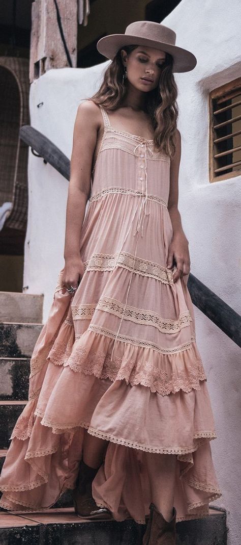 Rosa Boho Inspo Fashion, Bohemian Schick, Sukienki Maksi, Estilo Indie, Maxi Outfits, Bohemian Mode, Estilo Hippie, Boho Fashion Summer, Mode Boho