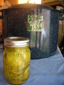 Loving Leah, Tommy, Nic and Kenny: Garlic & Horseradish Bread and Butter Pickles Kenny And Butters, Crispy Pickles Recipe, Bread N Butter Pickle Recipe, Bread And Butter Pickles, Dill Pickle Recipe, Best Pickles, Butter Pickles, Canning Pickles, Home Canning Recipes