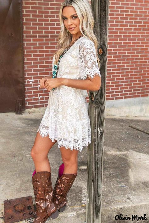 Country Style Dresses, Floral Lace Crochet, Crochet V Neck, Southern Style Outfits, Cowgirl Dresses, Western Style Outfits, Country Wedding Dresses, Mini Dresses Online, Sequin Party Dress