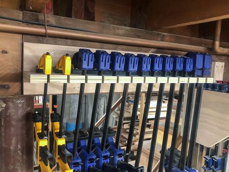 Wood Clamp Rack, Clamp Holder Diy, Diy Clamp Storage, Bar Clamp Storage Ideas, Diy Clamp Rack, Clamp Storage Rack Diy, Woodworking Clamp Storage, Bar Clamp Storage, Woodworking Classroom