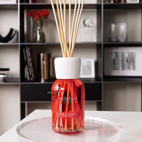 Mela & Cannella – Spicy cinnamon note faded by sweet and fruity green apple notes. Shop now: www.millefiori.co.za . #millefiori #southafrica #home #office #fragrance #homescents #reeddiffuser #sophisticated #personality #sweet #fruity #apple #cinnamon #spicy Reed Diffuser Packaging, Apple Notes, Reed Diffusers, Agaves, Home Scents, Aroma Diffuser, Green Apple, Reed Diffuser, Home Fragrance