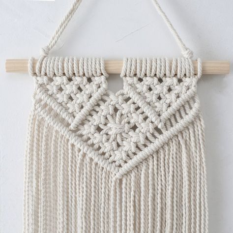 Wall Hanging Crochet, Macrame Wall Hanging Decor, Small Macrame Wall Hanging, Hanging Crochet, Macrame Wall Hanger, Cream Decor, Boho Macrame Wall Hanging, Macrame Wall Hangings, Small Macrame