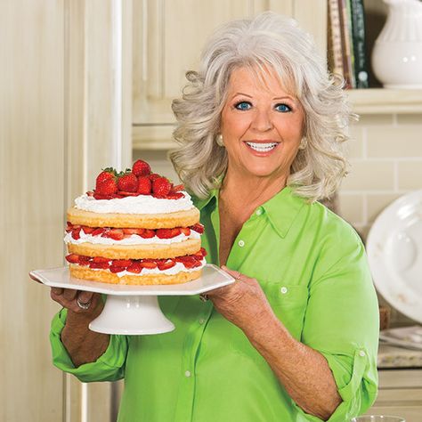 layer cakes; Paula Deen makes a shortcake with fresh strawberries Spring Vegetable Pasta, Keep Your Fork, Bow Tie Pasta Salad, Easy Cobbler, Vegetable Pasta Salad, Southern Pies, Crumb Cakes, Big Dinner, Paula Dean