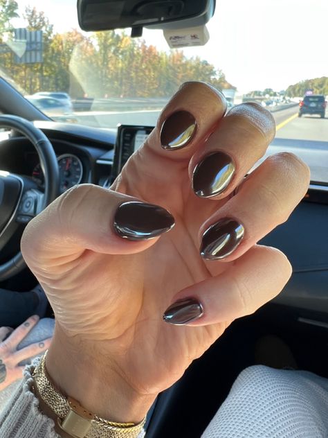 cocoa dip nails with white chrome on top Nails With White Chrome, Chocolate Glazed Donut Nails, Cocoa Dip, Chocolate Glazed Donut, Glazed Donut Nails, Donut Nails, Nails With White, Chocolate Glazed Donuts, Glazed Donut