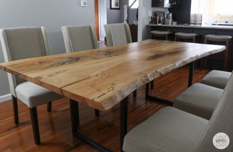 Diy Wood Dining Table, Cabin Dining Table, Dinning Table Diy, Homemade Kitchen Tables, Live Edge Wood Dining Table, Diy Live Edge, Diy Huntress, Live Edge Dining Room, Wood Slab Dining Table