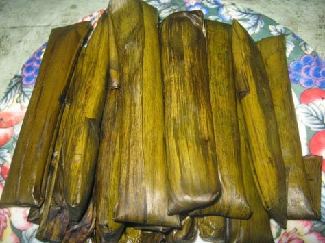 Suman Malagkit Recipe, Fijian Desserts, Biko Recipe, Bibingka Recipe, Easy Filipino Recipes, Pinoy Dessert, Sweet Sticky Rice, Philippines Recipes, Filipino Food Dessert