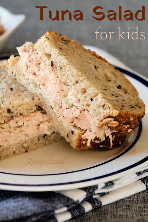 Learn how to make tuna salad sandwiches for kids with canned tuna, celery, and mayonnaise.  This recipe is super quick, easy, and kid-friendly. Easy Tuna Salad Sandwich, Sandwiches For Kids, Tuna Salad Sandwiches, Tuna Sandwich Recipes, Tuna Fish Sandwich, Sandwich Recipes For Kids, Tuna Fish Salad, Easy Tuna Salad, Salads For Kids