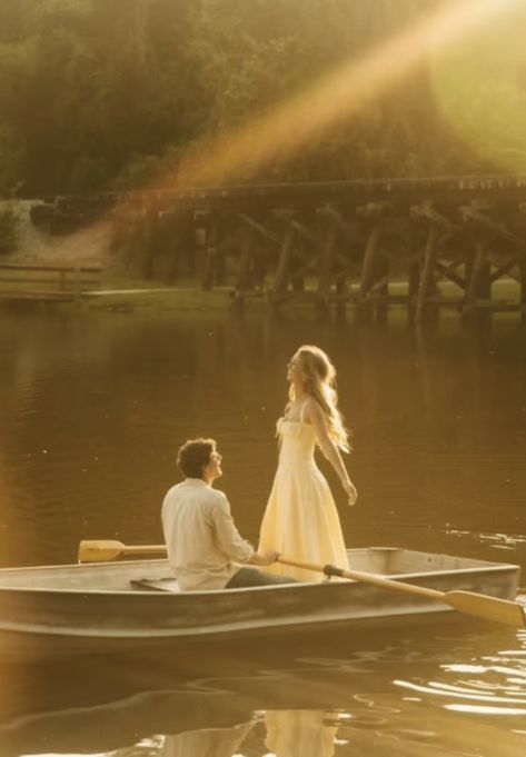 Old Time Couple Aesthetic, Row Boat Couple Photos, Southern Feminine Aesthetic, The Notebook Photoshoot, Row Boat Photoshoot, Vintage Elopement Aesthetic, Ethereal Engagement Photos, Vintage Prenup Shoot, Young Married Couple Aesthetic