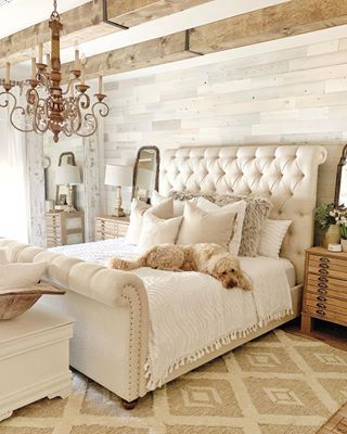 Vintage Porch, Coastal White, Fresh Farmhouse, Wall Planks, Diy Accent Wall, Farmhouse Bedroom, Décor Diy, Cheap Decor, New Wall