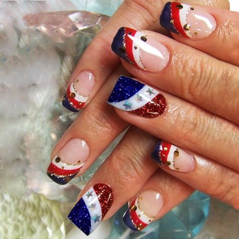 PRICES MAY VARY. 【Fourth of July Fake Nails Package Contains】 24Pcs sparkly curve line false nails, 24 pieces of jelly glue, 1 mini nail file, 1 wooden stick. （Durability of jelly glue is not as good as liquid glue, but it makes fake nails reusable. Jelly glue can last about 3 days or more, glue remains longer.Please use your suitable glue according to different scenes） 【High-Quality Gel Formula】 Elegant American Flag full cover stick on nails are made of high quality ABS material, which are fle Olympic Nails Art Designs, Nail 4th Of July, Colts Nails, 4th Of July Manicure, Fourth Of July Design, Olympic Nails, 4th Nails, July Design, Manicure Art