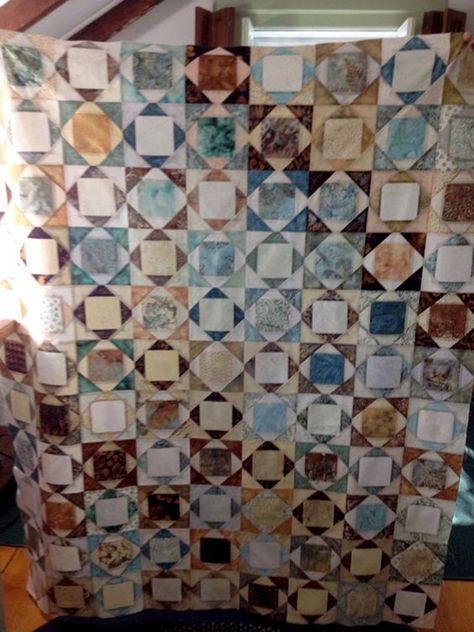 Exploding Block Quilt - Tutorial Batik Ideas, Quilting Tutorial, Patchwork Inspiration, Block Quilt, Scrappy Quilt Patterns, Quilt Square Patterns, Pretty Quilt, Easy Quilt Patterns, Missouri Star Quilt