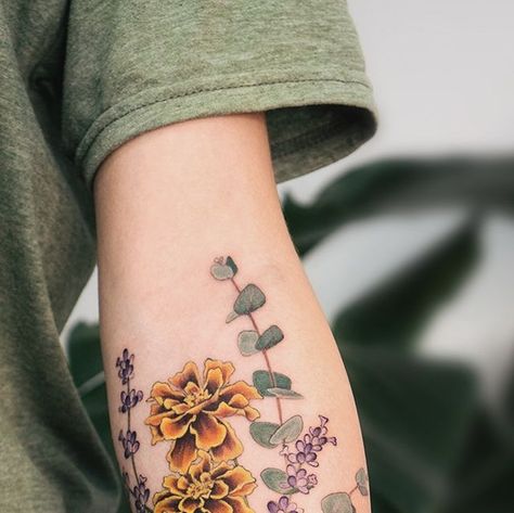 Milkweed Tattoo, Marigold Flower Tattoo, Marigold Tattoo, Lilac Tattoo, Tattoo Time, Time Tattoos, Nature Tattoos, Artist On Instagram, Flower Tattoos