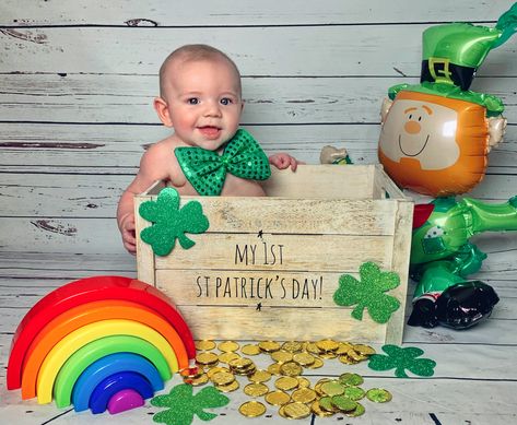 Saint Patrick's Day Photo Shoot, Saint Patrick’s Day Photoshoot Baby, St Patrick Day Pictures Baby, St Patty Day Baby Photo Shoot, Saint Patrick Baby Pictures Photo Ideas, Baby Saint Patricks Day Photo Shoot, My First St Patricks Day Pictures, St Patrick’s Baby Photo Shoot, St Patricks Photoshoot Baby