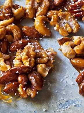 Salted Caramel Nuts | Ina Garten�s Best Christmas Recipes of All Time via @PureWow Christmas Recipes Dinner Main Courses, Best Ina Garten Recipes, Barefoot Contessa Recipes, Ina Garten Recipes, Best Christmas Recipes, Christmas Foods, Nut Recipes, Barefoot Contessa, Christmas Food Dinner