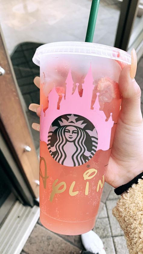 Disneyland Starbucks, Starbucks Cup Design, Starbucks Tumbler Cup, Strawberry Acai, Disney Starbucks, Cup Designs, Starbucks Tumbler, Starbucks Cup, Starbucks Hot