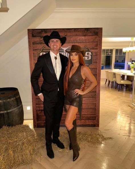 The time when we made a Yellowstone themed backdrop for @billieshepherdofficial @gregory_shep 🤠 A 7ft backdrop for the ranch with smaller door signs, we love the added props for a real western feel 🤎🤎🤎 #yellowstone #yellowstonebirthday #yellowstonebackdrop Small Doors, Yellow Stone, Party Signs, The Ranch, Door Signs, Our Love, Signs, Quick Saves, Instagram