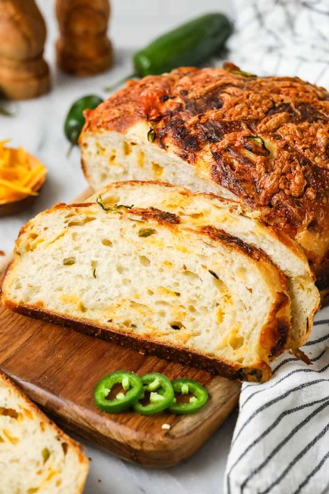 Sourdough cheddar jalapeno bread is the ultimate bread for sandwiches or snacking. This recipe is perfect for sourdough bakers who want to take their bread to the next level! A fun sourdough recipe for bakers of all skill levels. Sourdough Recipes Jalapeno Cheddar, Jalapeño And Cheddar Sourdough, Sourdough Cheddar Jalapeno Bread, Jalapeño Sourdough Bread, Sourdough Jalapeno Cheese Bread, Cheddar Jalapeno Sourdough Bread, Cheddar Jalapeno Bread, Bread For Sandwiches, Jalapeño Bread