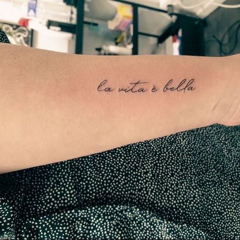 Tattoo Writing Fonts, Arm Quote Tattoos, Italy Tattoo, Italian Tattoos, Cursive Tattoos, Finger Tattoo For Women, Circle Tattoos, Tattoo Quotes For Women, Writing Tattoos