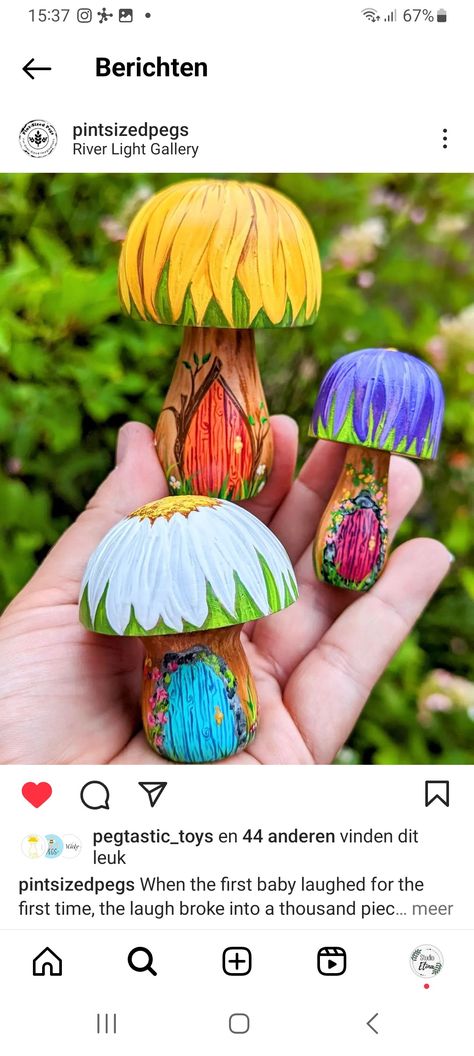 Ceramic Mushroom Painting Ideas, Wooden Mushrooms Painted, Painted Toadstools, Cottage Core Crafts, Painted Mushrooms, Gnome Houses, Mushroom People, Mushroom Houses, Mushroom Magic