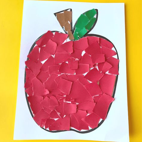 Torn Paper Apples: An Easy Fine Motor Activity - Friends Art Lab Preschool Apple Week, Apple Art Projects, Apple Crafts Preschool, Tearing Paper, Apple Outline, Paper Apple, Apple School, Fine Motor Practice, Tears Art