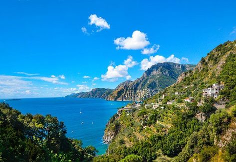 amalfi-coast-sentiero-degli-dei Italian Riviera, Italy Holidays, Scenic Photography, Vacation Deals, Free Camping, Beaux Villages, Take Better Photos, Vacation Packages, Camping Experience