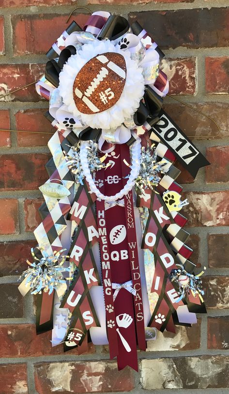 🗯YouTube channel- H COOPER/ CRAFTY BUG 🗯 Boys garter mum. Maroon/Burgundy black white and silver mum. Designed by crafty bug Maroon Black And White Homecoming Mum, Garters Homecoming For Guys, Hoco Garter, Garter Mum, Spirit Overalls, How To Make Mums, Mum Making, Big Homecoming Mums, Boy Mum