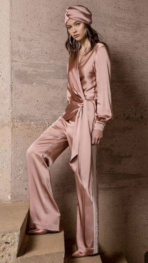 Silk Satin Outfit, Satin Outfit, Top With Pants, Pakistani Fashion Casual, Set Outfits, Her Outfits, Elegant Maxi Dress, Mob Dresses, Fashion Elegant