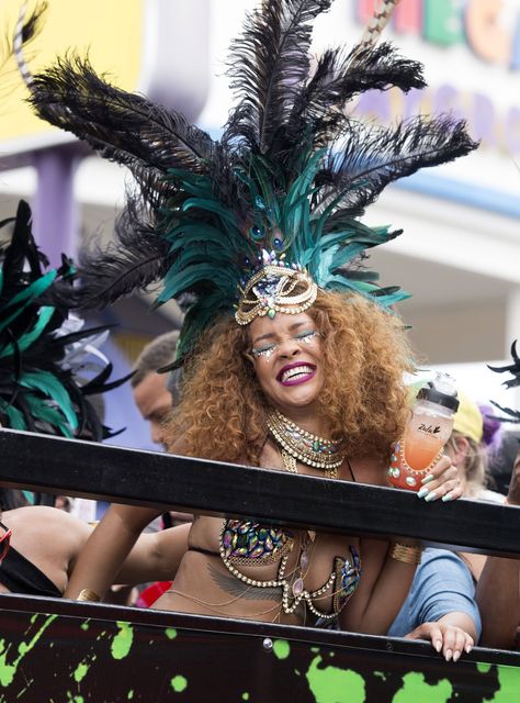 Rihanna Carnival, Rihanna Barbados, Rihanna Photos, Rihanna Riri, Carnival Festival, Celebrity Photo, Rihanna Fenty, Real Life Stories, Barbados