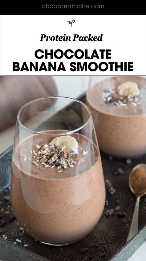 This healthy chocolate banana smoothie is like a chocolate milkshake that powers up your morning. It's an easy to make smoothie that gives a great energy boost. Cacao Powder Smoothie, Maca Powder Smoothie, Smoothie With Protein Powder, Smoothie With Protein, Breakfast Sandwiches Frozen, Healthy Chocolate Banana, Protein Powder Smoothie, Quick And Healthy Breakfast, Cacao Smoothie