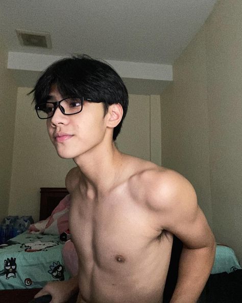 Filipino Guys, Hot Abs, Cute White Guys, Handsome Asian Men, Boyfriend Photos, Cute Asian Guys, Boy Pictures, Best Poses For Men