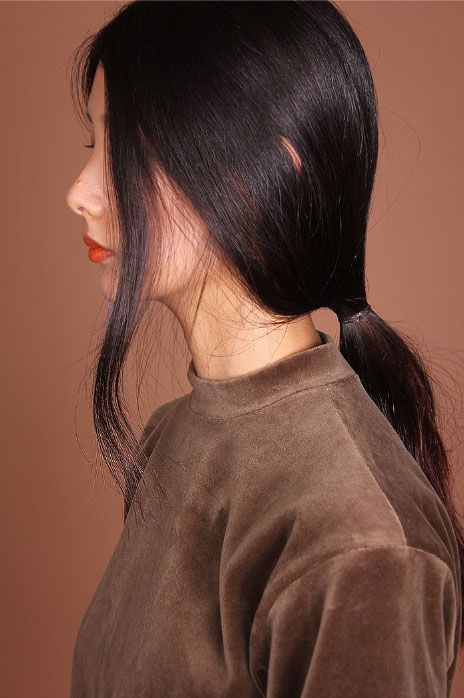 Low Ponytail Black Hair, Brown Hair Low Ponytail, Ponytail Photography, Dark Brown Hair Ponytail, Poc Women Side Profile, Brown Ponytail Aesthetic, Long Brown Hair Ponytail Aesthetic, Slicked Back Ponytail, Loose Ponytail